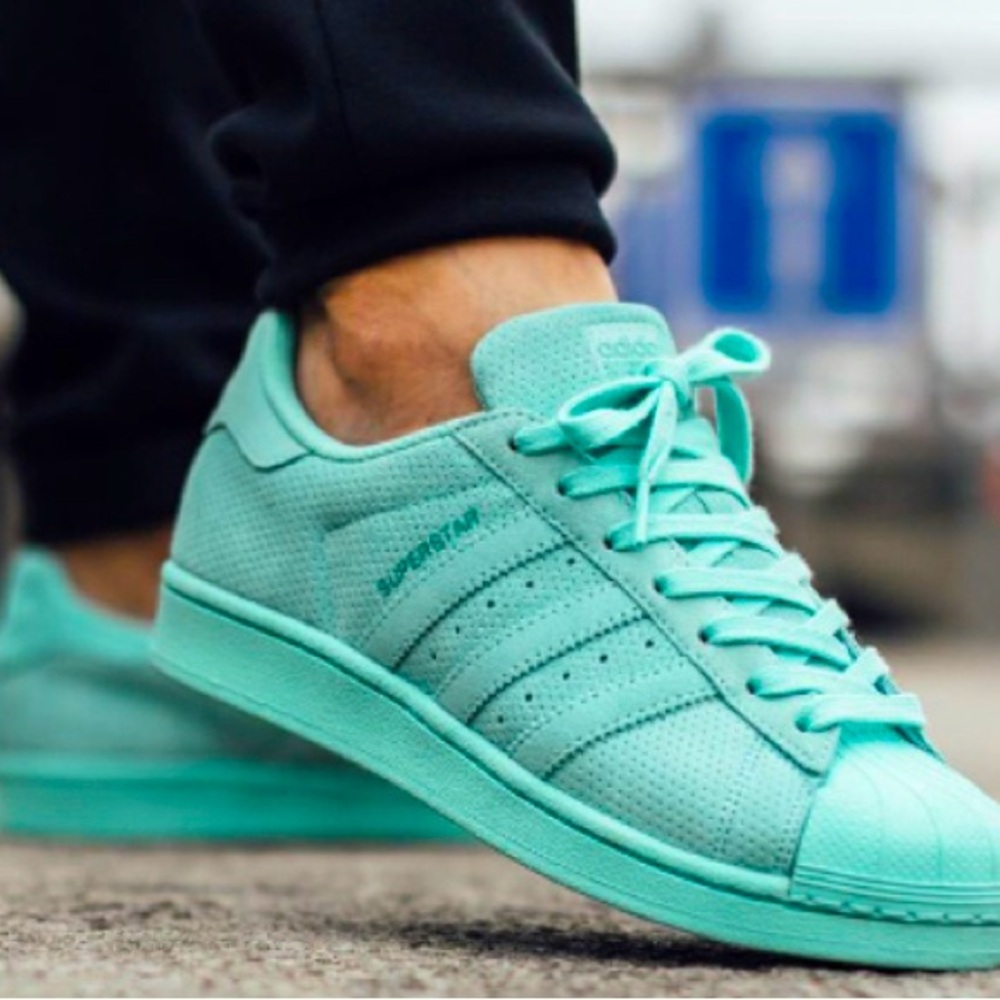 Adidas men’s shoes Superstar RT size 9.5 Aqua blues